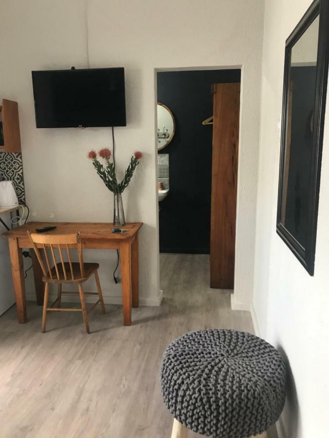 Olive Tree Private Rooms In Stellenbosch- No Load Shedding Kültér fotó